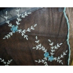 SCAMPOLO CM 65X140 TULLE RICAMATO NERO/TURCHESE
