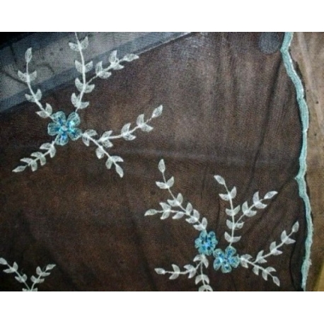 SCAMPOLO CM 65X140 TULLE RICAMATO NERO/TURCHESE
